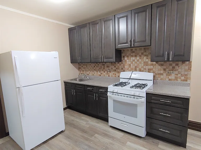 2141 S 61st Ct #1H — Photo 7