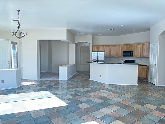 4th image of 6142 N Placita San Agustin
