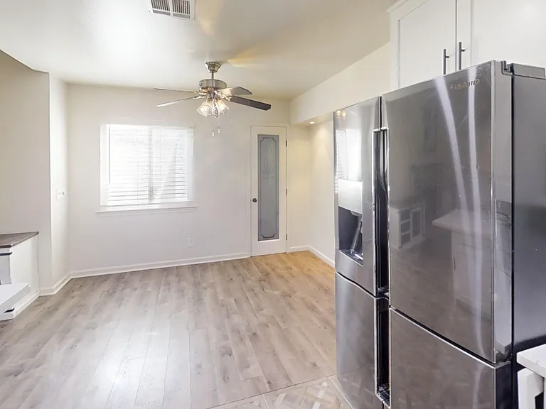6314 N Barcus Ave — Photo 7