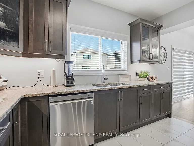 3601 Lynds St — Photo 14