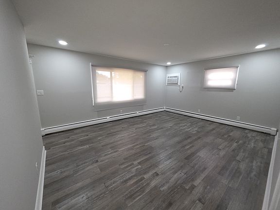 5th image of 17 Colton Rd