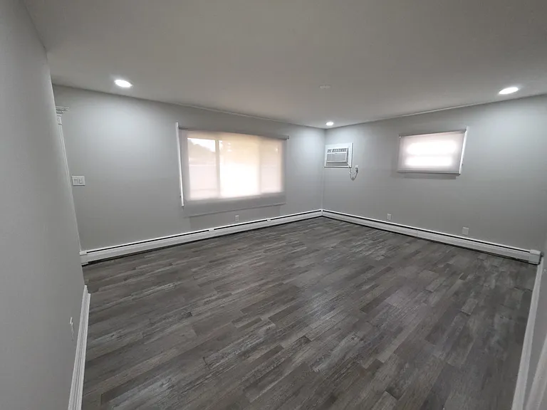 17 Colton Rd — Photo 5