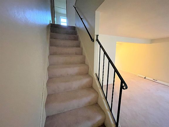 3rd image of 423-457 Elias Dr #435