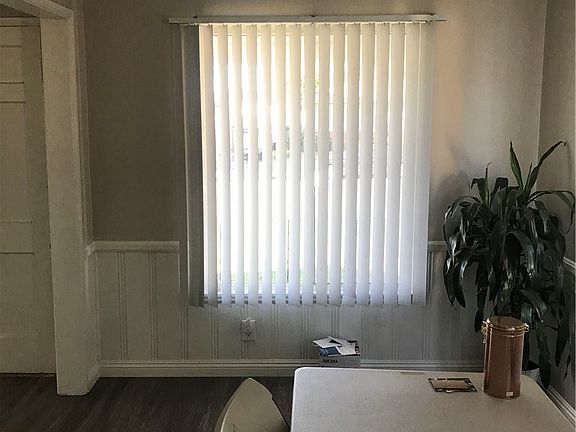 3rd image of 9950 Bonavista Ln