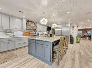 1239 Cloverdale Rd, Rogers, AR 72756