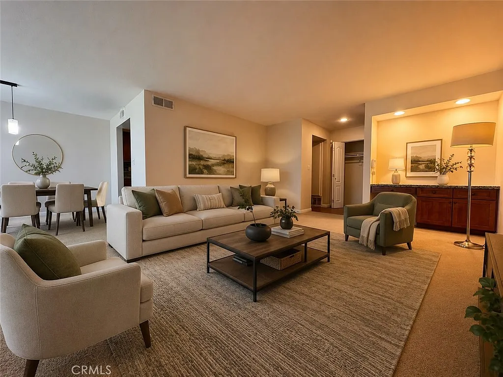 2 bed, 1301 sqft, $4,000 — Photo 4