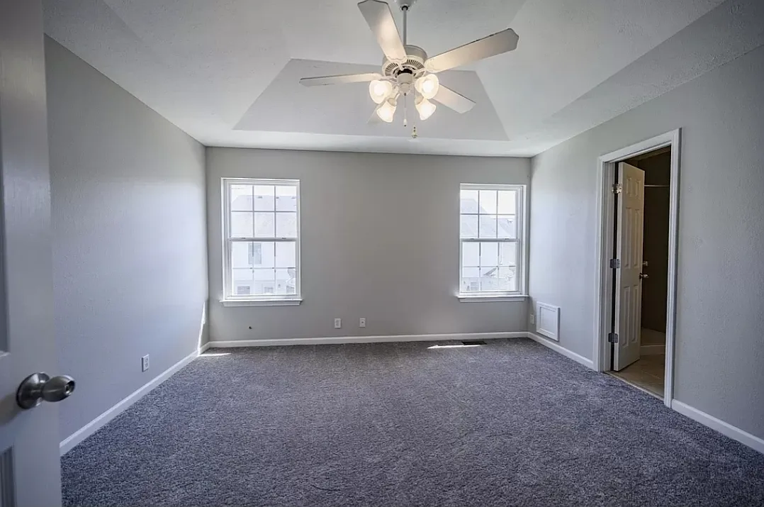 2 bed, 2.5 bath, 1280 sqft, $1,800 — Photo 4