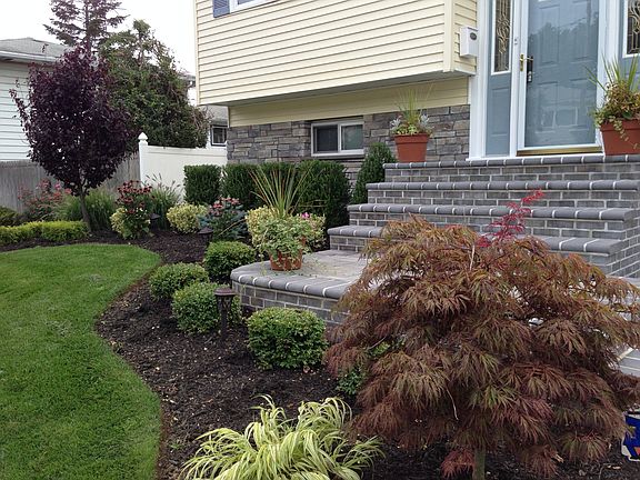 2nd image of 1423 Cecily Dr
