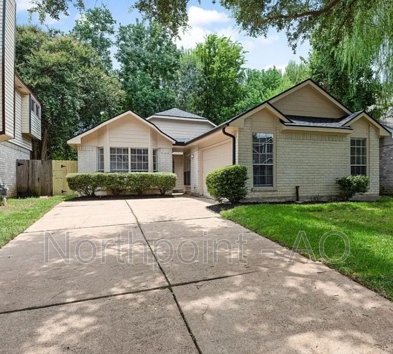 1st image of 19419 Coppervine Ln