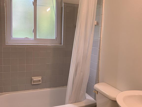5th image of 8414 Anthony Wayne Ave #1