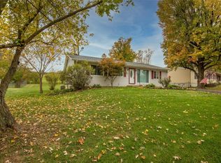 1010 Savoy Ln, Ballwin, MO