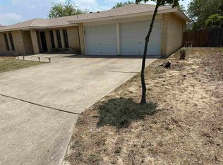 102 Hermosa Dr, Del Rio, TX 78840