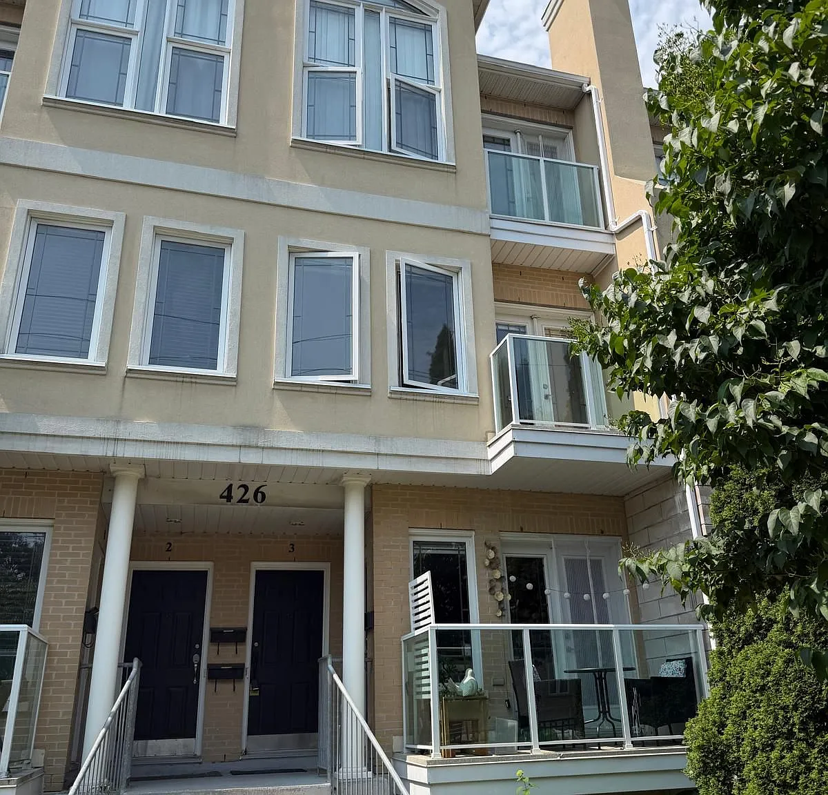 2 bed, $2,700 — Photo 1