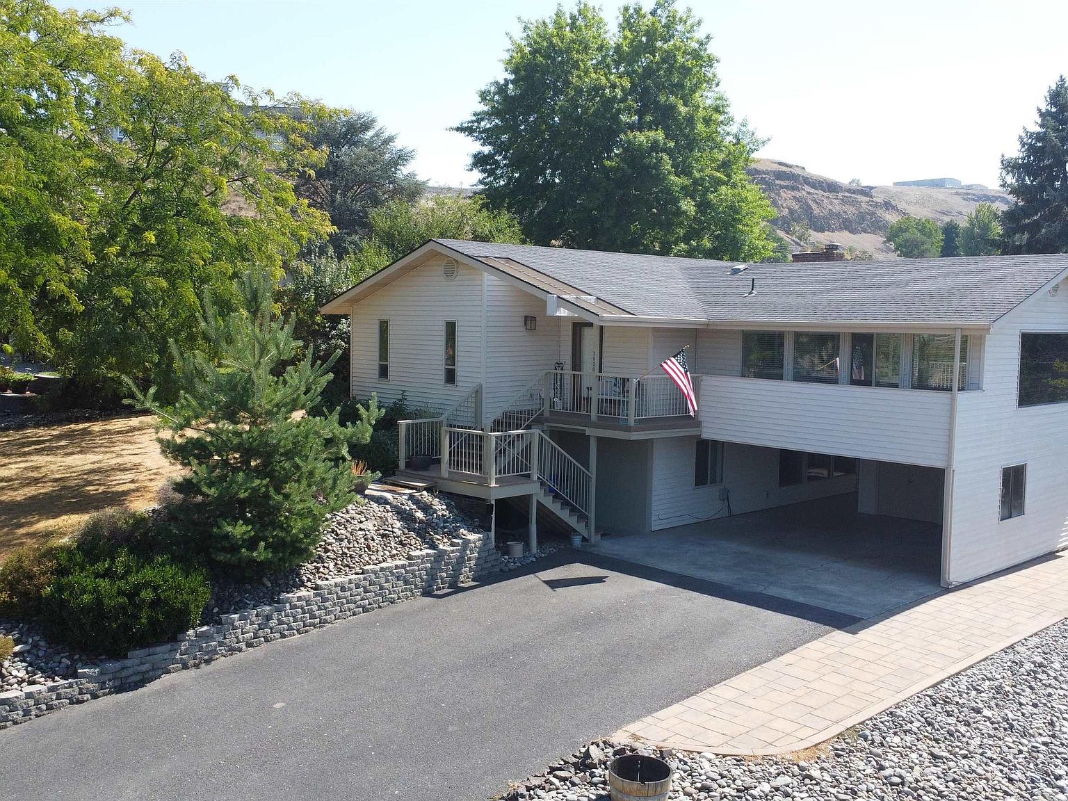 3630 Country Club Ct