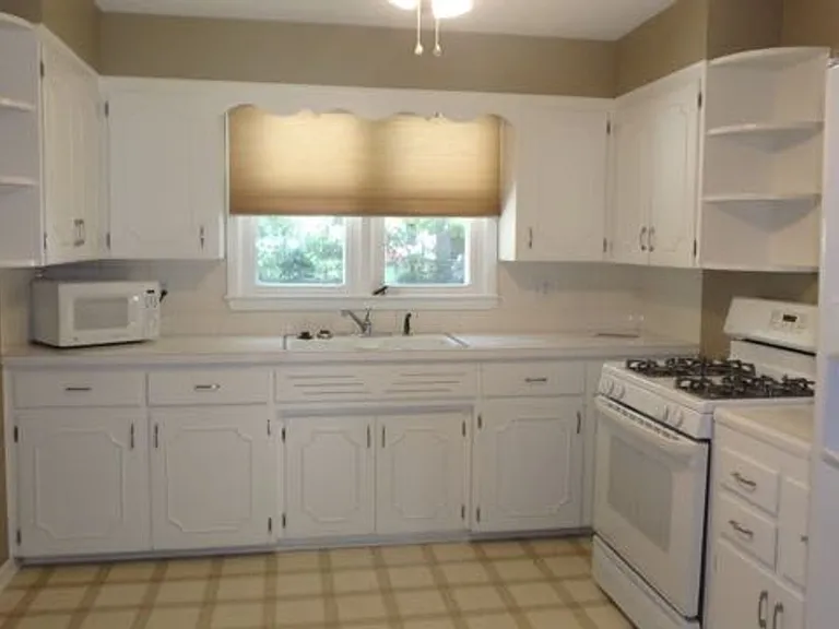 1503 W Ash St — Photo 7