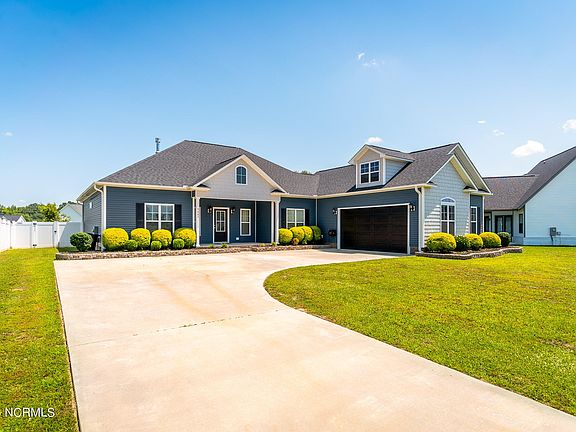 2nd image of 3405 Planters Way Drive