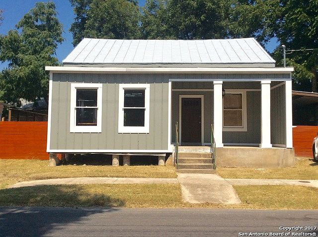 1st image of 205 Camargo St