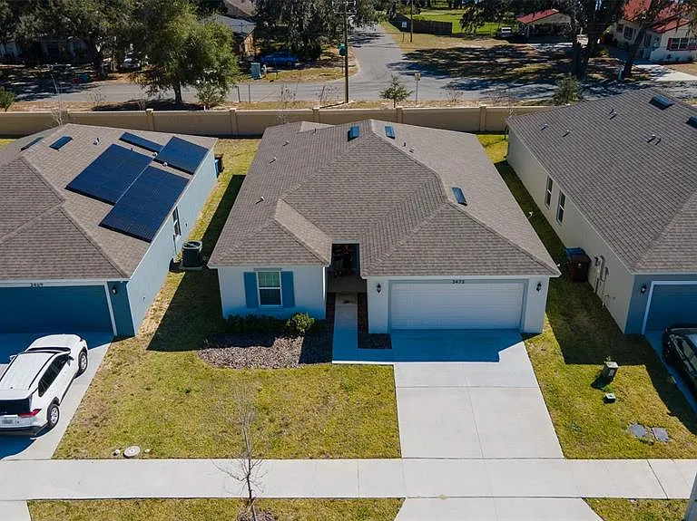 3473 Yarian Dr — Photo 1