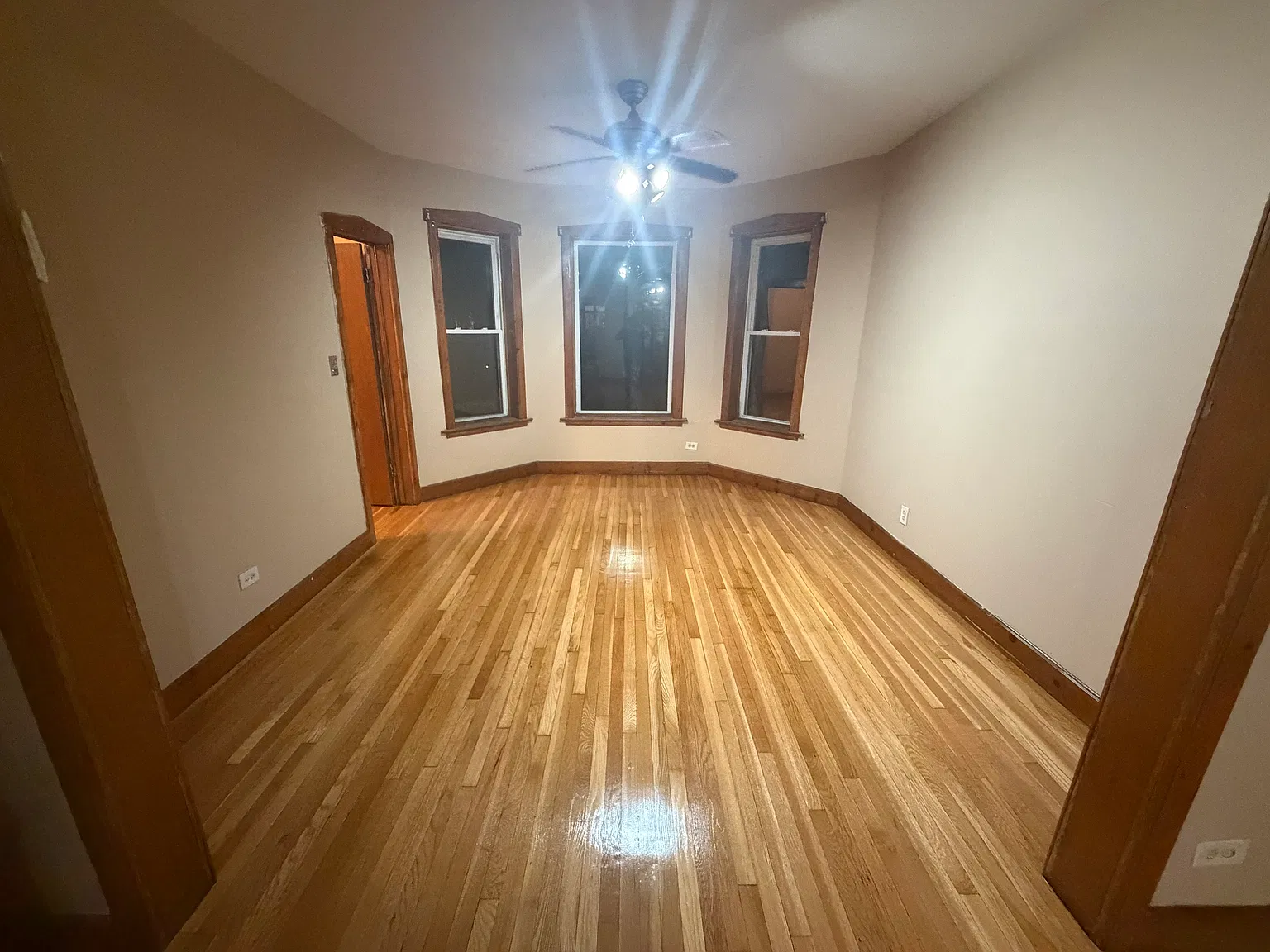 3 bed, $1,725 — Photo 3