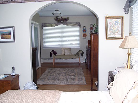 Mstr BR with Sitting Rm.