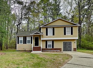 350 Kimberly Forest Ct, Atlanta, GA 30349
