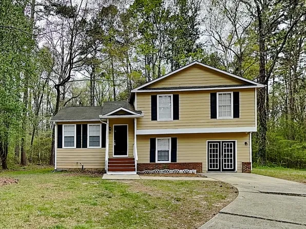 350 Kimberly Forest Ct, Atlanta, GA 30349