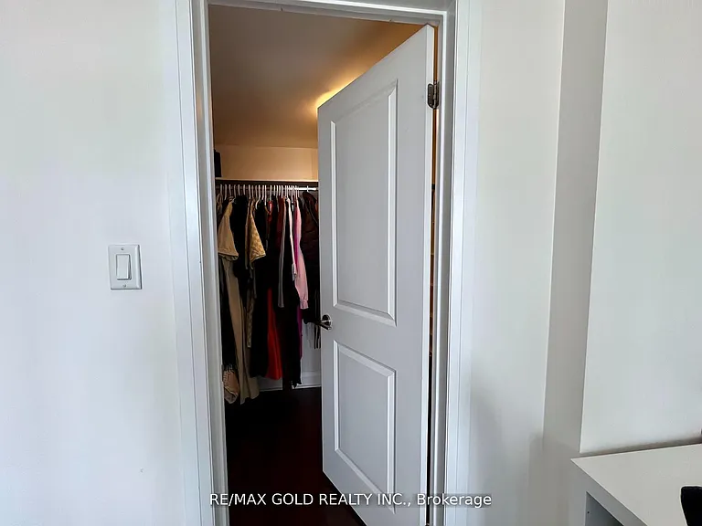 5030 Four Springs Ave — Photo 19