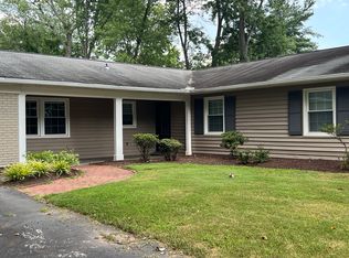 4205 Marble Ln, Fairfax, VA 22033