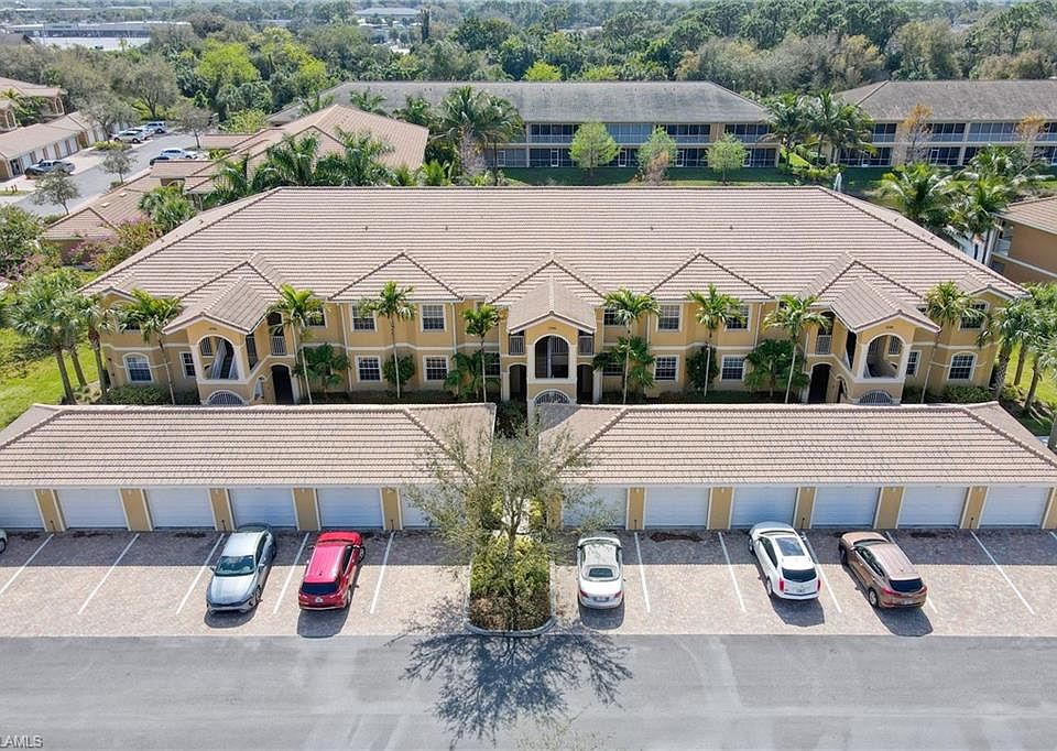 1st image of 1096 Winding Pines Cir Unit 1-205