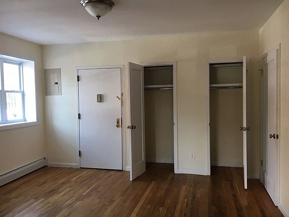 3rd image of 573 6th Ave APT 1B