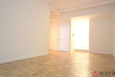 Rented by Wave Real Estate Group