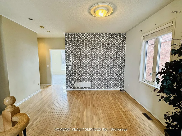 81 Emery Hill Blvd — Photo 8