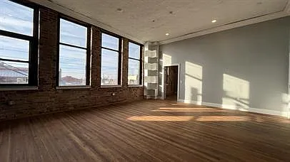 107 E Oklahoma Ave #1 — Photo 3