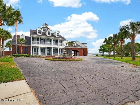 489 Jordan Dr, Biloxi, MS 39531