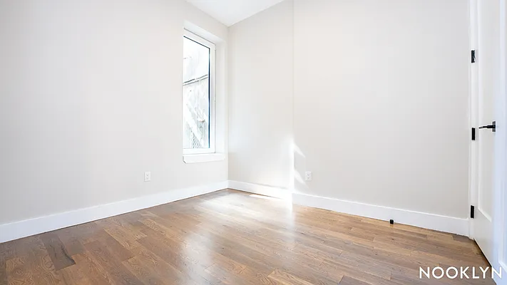 Rented by Nooklyn NYC LLC | media 40