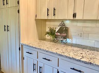 684 W Riverside St, Springfield, MO 65807