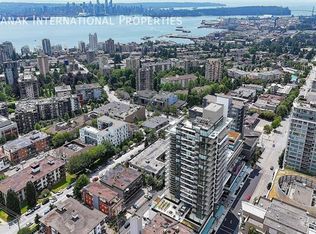 135 E 13th St, North Vancouver, BC