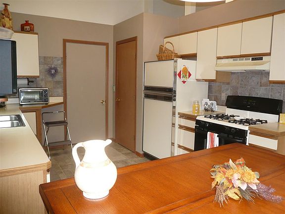 5th image of 5758 Windy Knoll Dr