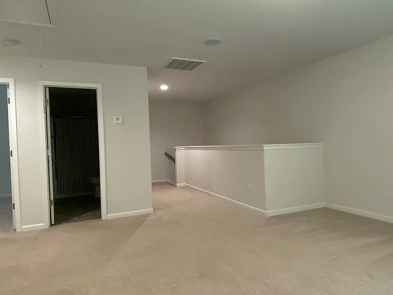 221 Scenic Rd — Photo 20