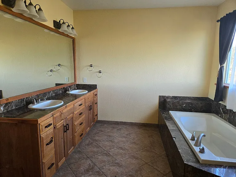 4784 Cottonwood Rd — Photo 8