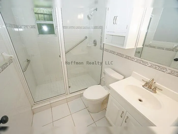 207 N Gomez Ave — Photo 8