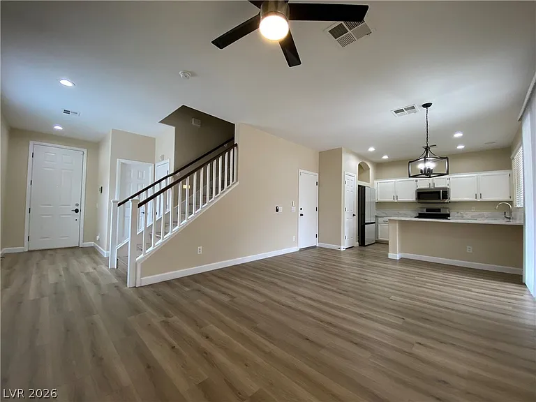 10549 Cedar Run Ct — Photo 7