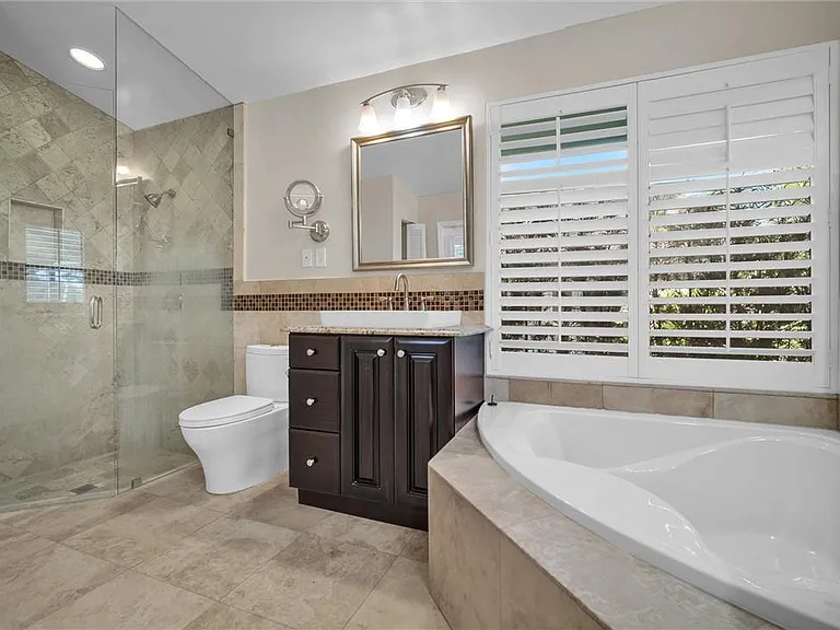 1230 Fairfax Ct — Photo 45