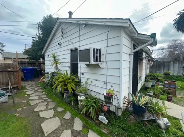 64 N Minaret Ave, Turlock, CA 95380