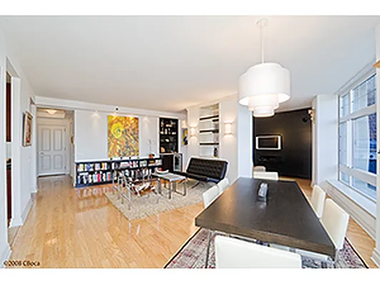 Sold by Corcoran | media 3