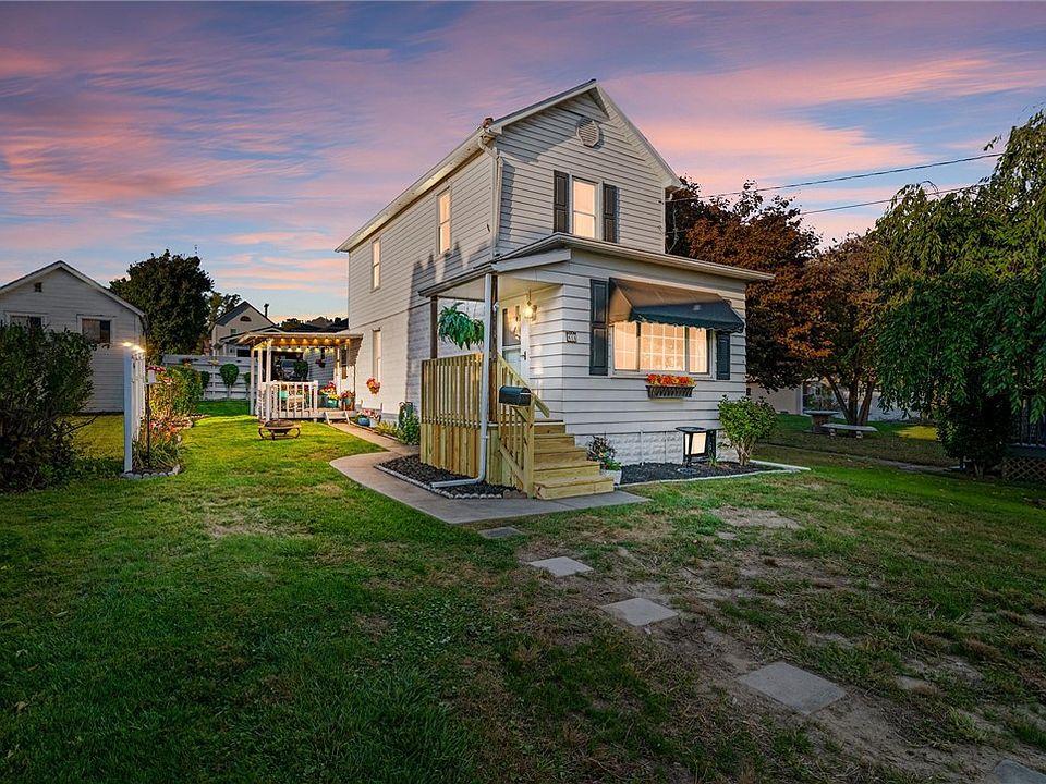 1st image of 418 1st Ave