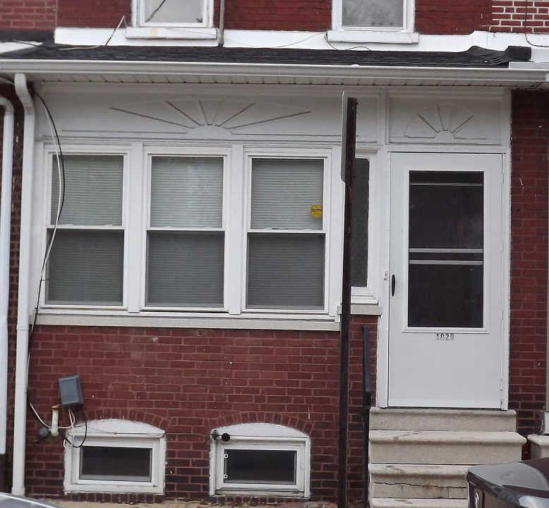 1st image of 1829 W 3rd St