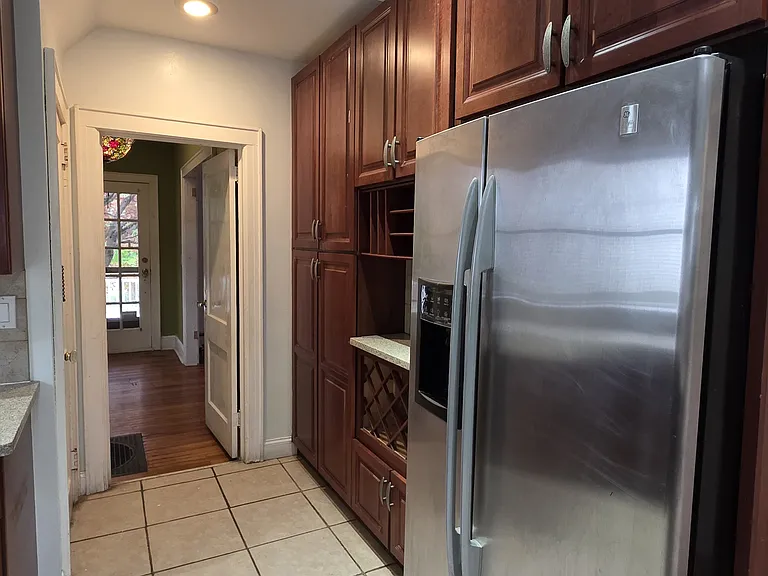 454 Round Lake Park Rd — Photo 2