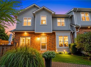 1085 Harrogate Dr #45, Ancaster, ON L9K 1R2