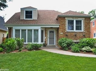 904 S Lincoln Ave, Park Ridge, IL 60068